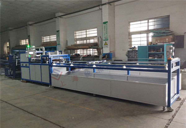 地热膜全自动<a href=http://m.p69ly6.cn/ target=_blank class=infotextkey>热合机</a>